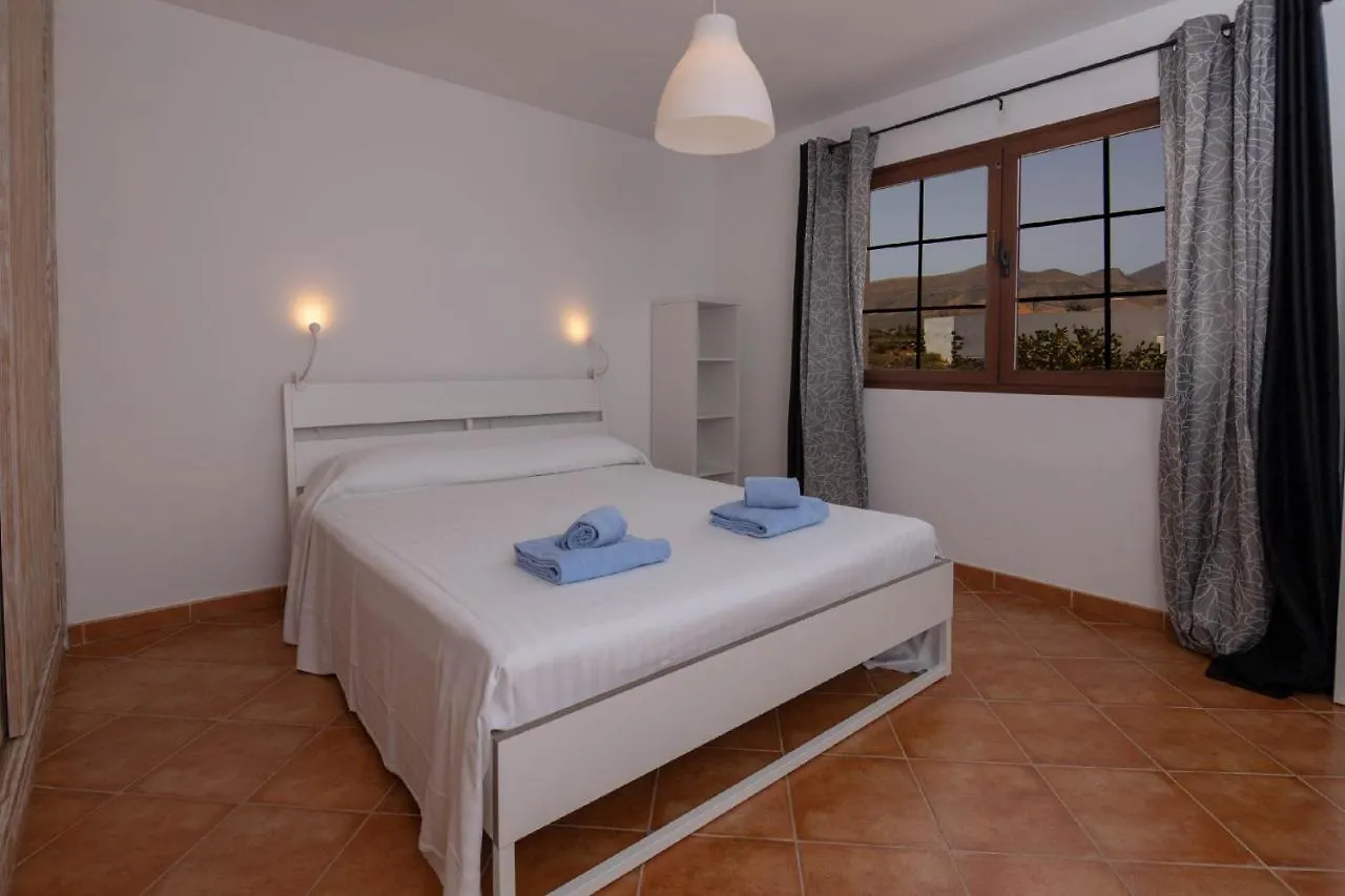 Holidayvilla Volcan - Bbq , Pool , Garden, Rural By Holidays Home La Oliva