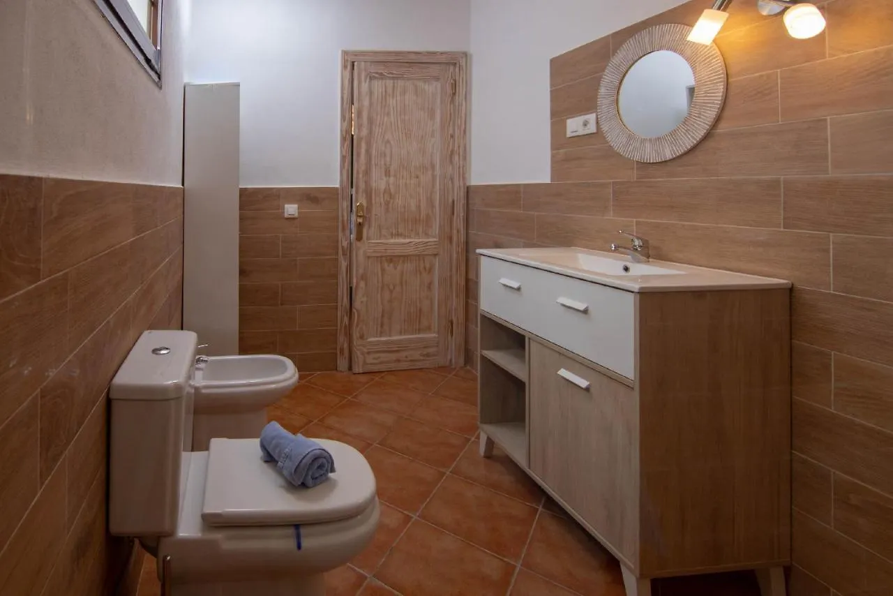 Villa Holidayvilla Volcan - Bbq , Pool , Garden, Rural By Holidays Home La Oliva