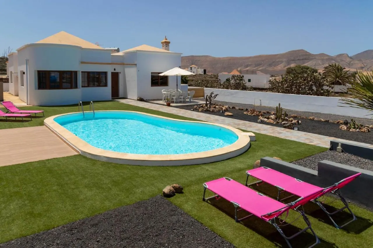 Villa Holidayvilla Volcan - Bbq , Pool , Garden, Rural By Holidays Home La Oliva