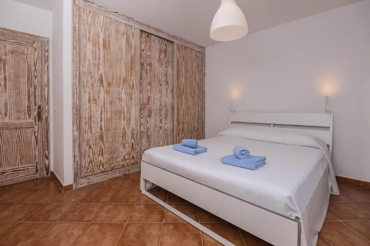 Holidayvilla Volcan - Bbq , Pool , Garden, Rural By Holidays Home La Oliva Villa